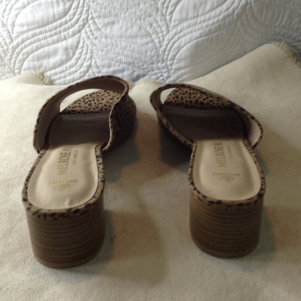 NWOT Melrose Ave; LA Vegan Spotted Print Slides, "11", Bohemian Chic, Comfort - Picture 4 of 6